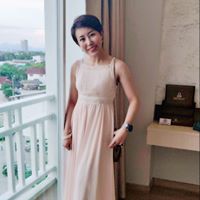 รูปภาพของ Patcharee Seeprasert
